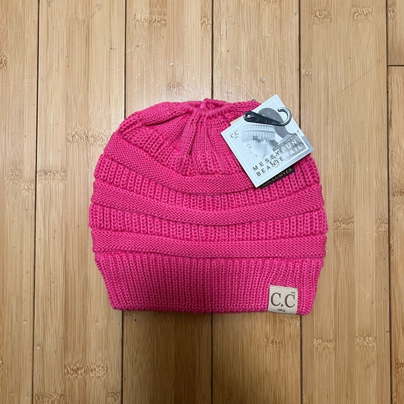 C.C Beanie - Picture 3 of 4
